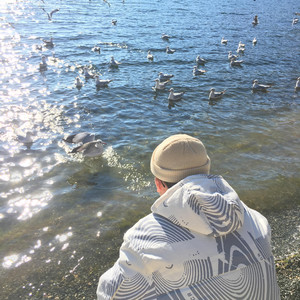 奶头被十几个男人吮故事
